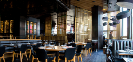 На фоне мобилизации трафик московских ресторанов упал на 17%