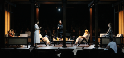 В Театре на Бронной прошла премьера нового спектакля Константина Богомолова