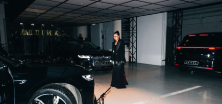 Петр Айду представил симфонию с участием китайских автомобилей «Ultima Яндекс Go»