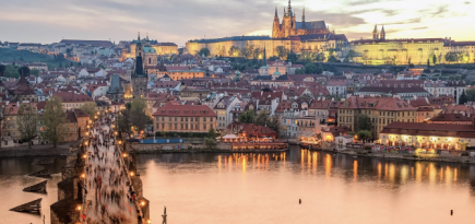 Чехия приостановила выдачу виз россиянам до весны 2023 года