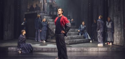 Баста написал музыку к драме «Маяковский» в «Ленкоме»