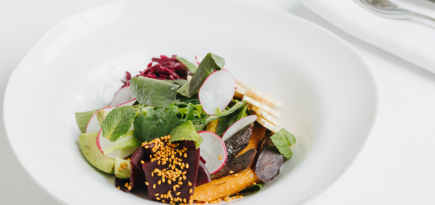 «Азбука вкуса» и ресторан Omela запустили специальное меню