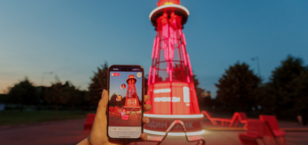 «Самокат» установил интерактивный маяк в парке Горького