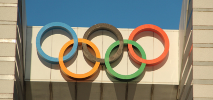 МОК рекомендовал федерациям не допускать российских спортсменов к соревнованиям