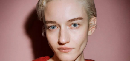 Актриса Джулия Гарнер стала амбассадором Loewe