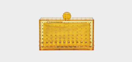 Aquazzura запускает линию сумок и мужской обуви