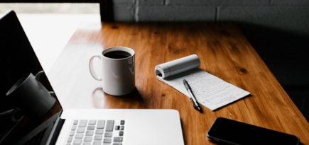 Гильдия сценаристов США объявила первую за 15 лет забастовку