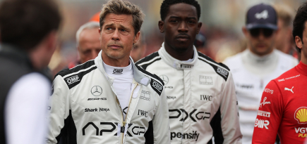 Появились новые кадры со съемок фильма F1 с Брэдом Питтом