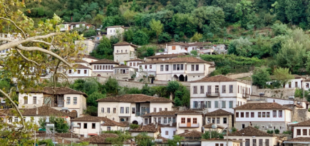 Албания ввела безвизовый режим с Россией на летний сезон