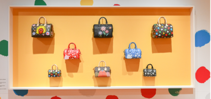 Louis Vuitton открывает выставку работ Яей Кусамы и Такаши Мураками