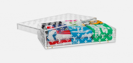 Louis Vuitton выпустил набор архивных моделей носков