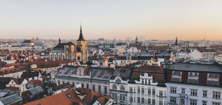 Парламент Чехии выступил за запрет виз ЕС для россиян