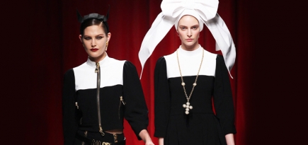 Обзор Buro 24/7: Moschino, весна-лето 2014