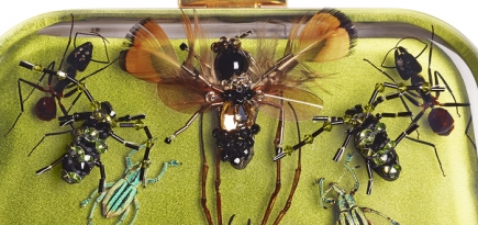 Объект желания: сумки Prada x Damien Hirst