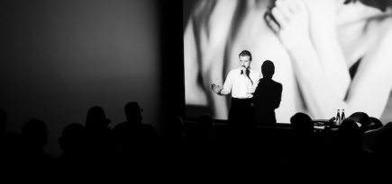 Журнал «Сноб» представил 100-й номер с Александром Палем на обложке