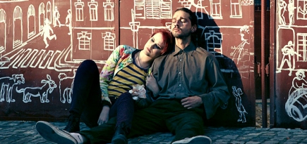 Шайа ЛаБаф влюбился до смерти