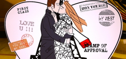 33 дизайнерские елки для благотворительного аукциона