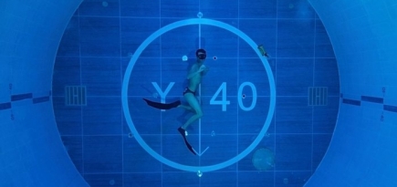 Самый глубокий бассейн в мире Y-40 с термальной водой