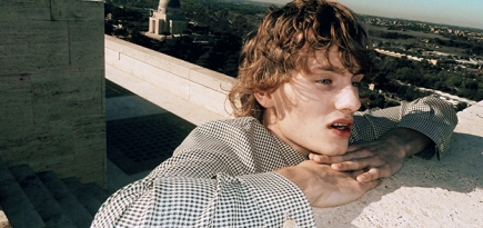 Fendi создали онлайн-платформу, чтобы привлечь миллениалов