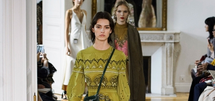 Парижская неделя моды: Valentino, весна-лето 2017