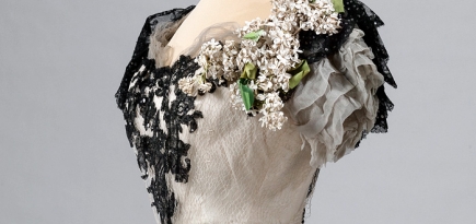 Муфты, мантильи и \"сорти дю баль\": гардероб дома Романовых в Эрмитаже