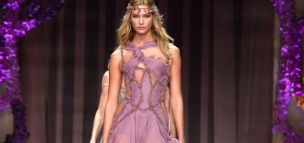 Неделя высокой моды в Париже: Atelier Versace, осень 2015