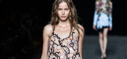 Обзор Buro 24/7: Mary Katrantzou, весна-лето 2015