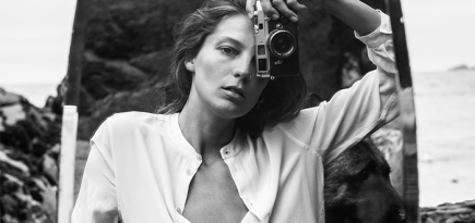 Олдскульные селфи Дарьи Вербовой в рекламной кампании Equipment