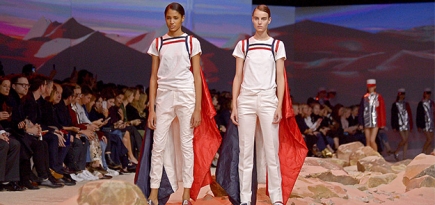 Парижская неделя моды: Moncler Gamme Rouge, весна-лето 2017