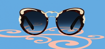 Prada перевыпустил знаменитые барочные очки