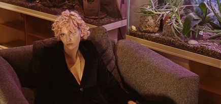 Саша Мельничук в специальной съемке Vetements