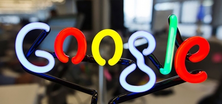 Alphabet (Google) обогнала Apple и стала самой дорогой компанией мира