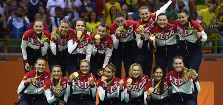 Женская сборная России по гандболу впервые в истории завоевала золото