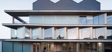 Архитектура с человеческим лицом: лучшие проекты 2015 года по версии RIBA