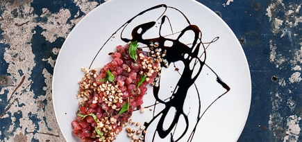 И никакого Шекспира: постмодернистский ресторан Hamlet & Jacks в центре Петербурга