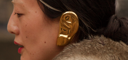 Что носят гости показов Chanel и Miu Miu — стритстайл BURO.