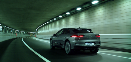 Тест: куда отправиться в выходные на Jaguar