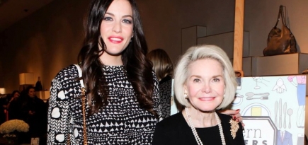 Лив Тайлер написала книгу о хороших манерах