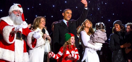 Барак Обама зажег огни на рождественской елке