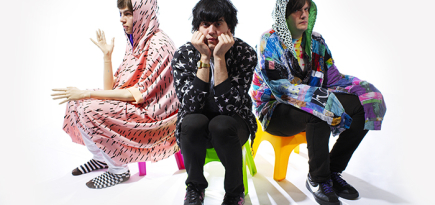 Klaxons отправляются в турне с напечатанными инструментами