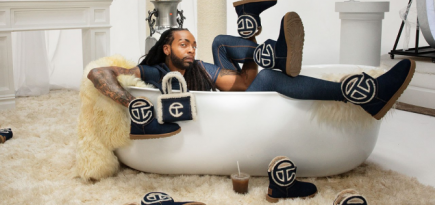 Бренд UGG в коллаборации с Telfar выпустил коллекцию из денима