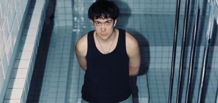 Артист тима ищет свет выпустил акустическую версию сингла «дождись»