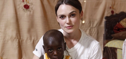 Кира Найтли посетила лагерь беженцев в Судане