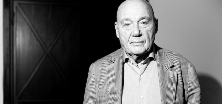 В «Современнике» показали спектакль «Мам, а кто это на фото?»