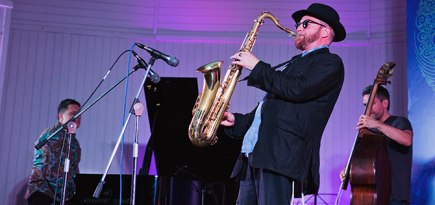 17 и 18 августа в Москве пройдет фестиваль «Джаз в саду \"Эрмитаж\"»