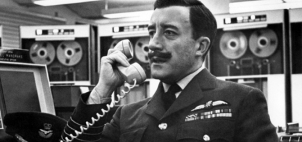 Политические мотивы: 7 сатирических фильмов о политике, ставших классикой