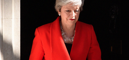Премьер-министр Тереза Мэй уходит в отставку со своего поста