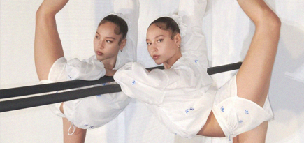 Балетный станок и ретро-силуэты в кампании новой коллекции Alexander Wang и adidas Originals