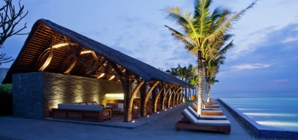 Пляжный бар самого зеленого спа во Вьетнаме