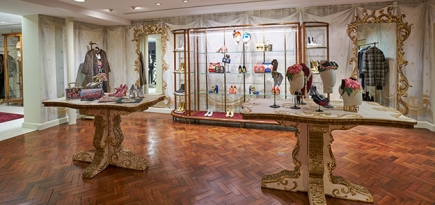 Dolce & Gabbana открыл новый бутик в Париже